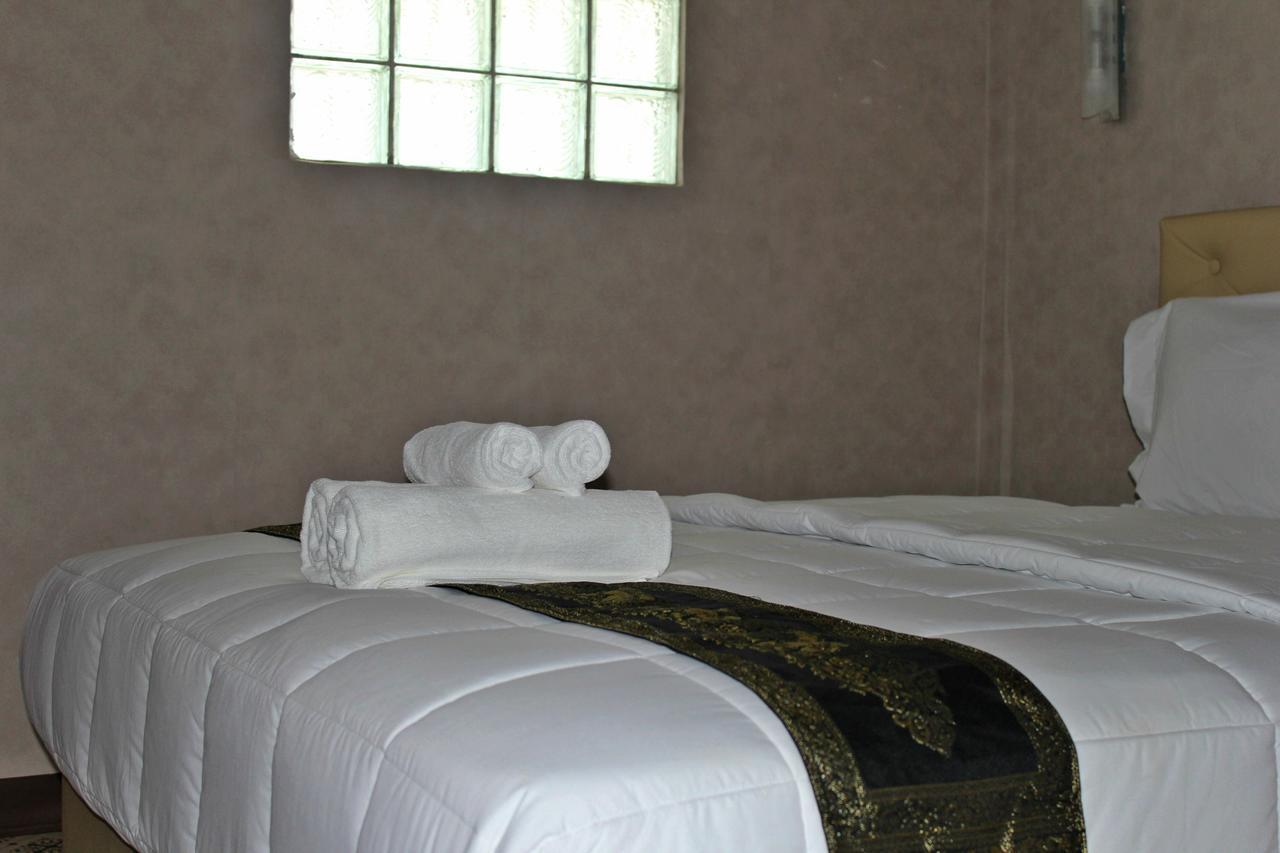 Everest Boutique Hotel Bangkok Exterior foto