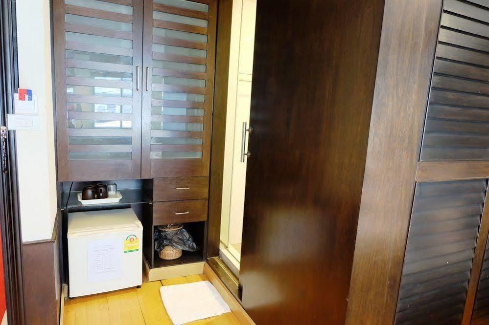 Everest Boutique Hotel Bangkok Exterior foto